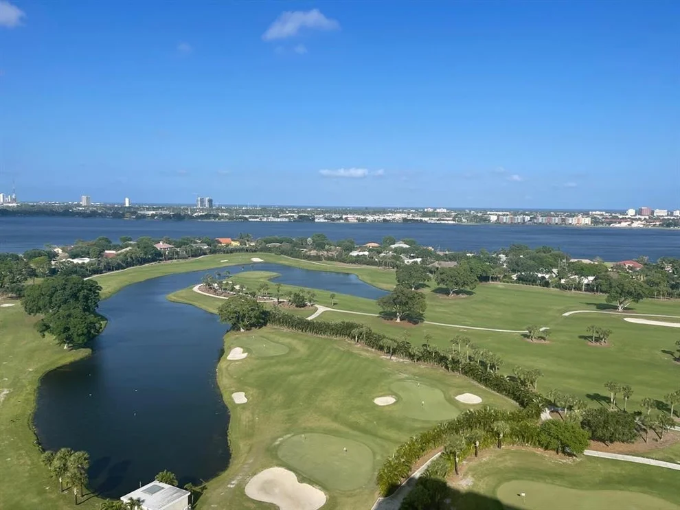 Unit for sale at 2000 Presidential Way, West Palm Beach, FL 33401