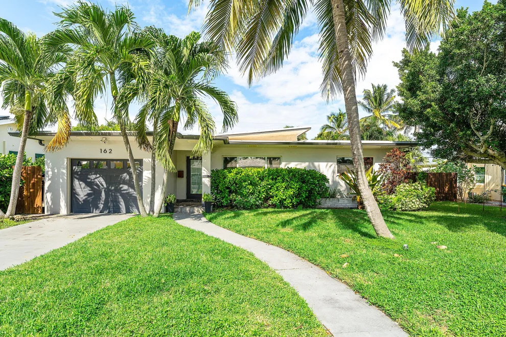 Unit for sale at 162 Vassar Drive, Lake Worth Beach, FL 33460