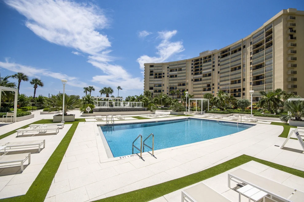 200 Ocean Trail Way