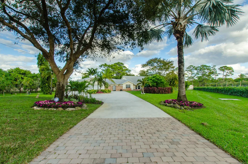 Unit for sale at 5038 Colbright Road, Lake Worth, FL 33467