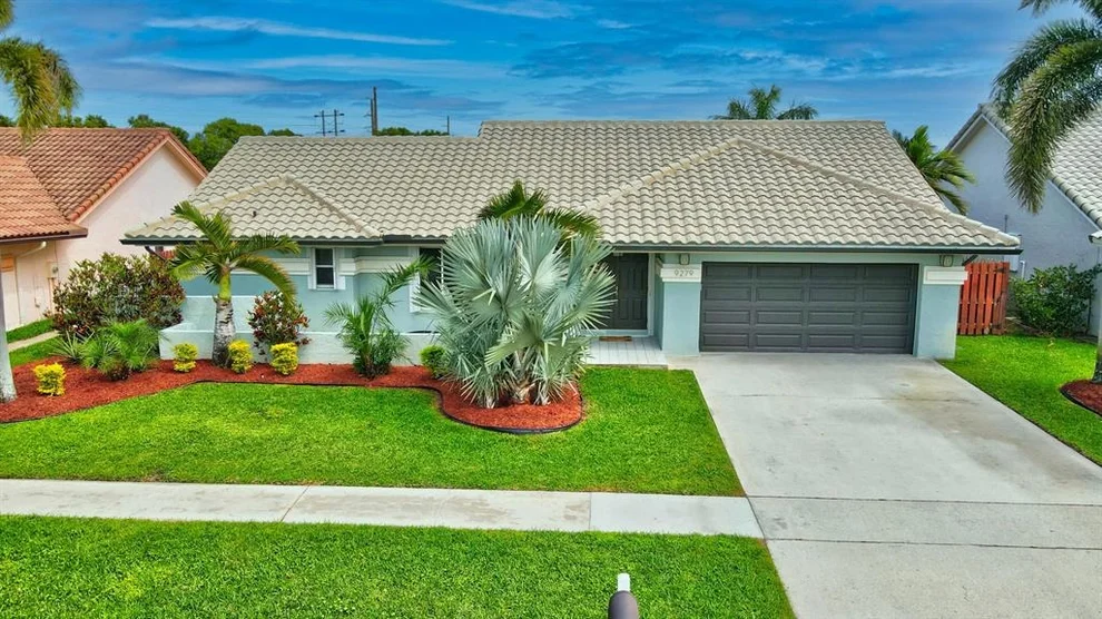 Unit for sale at 9279 Laurel Green Drive, Boynton Beach, FL 33437