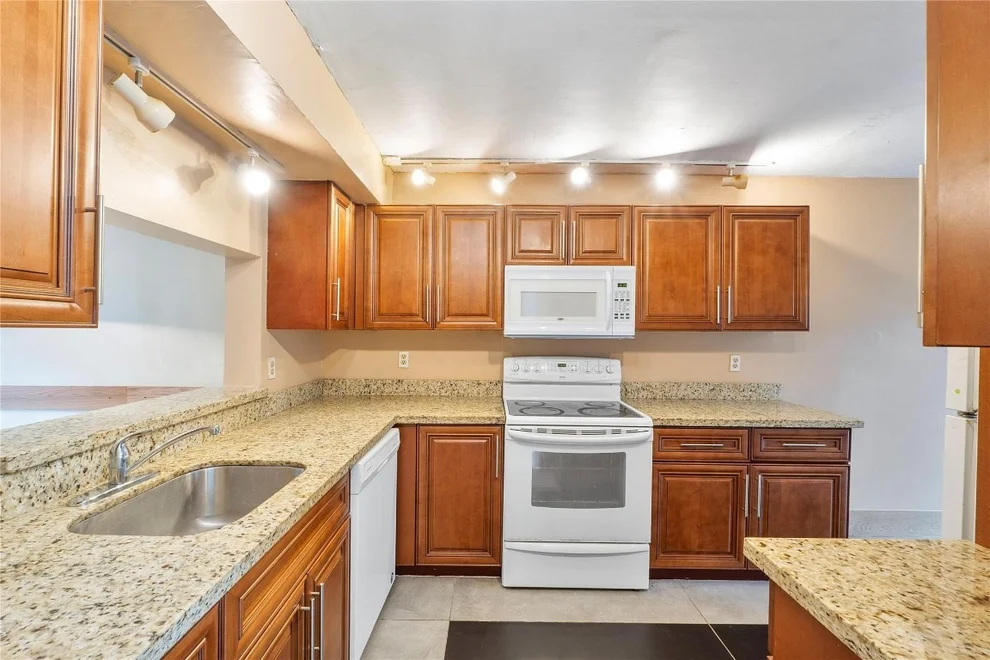 Unit for sale at 2157 NW 37th, Coconut Creek, FL 33066