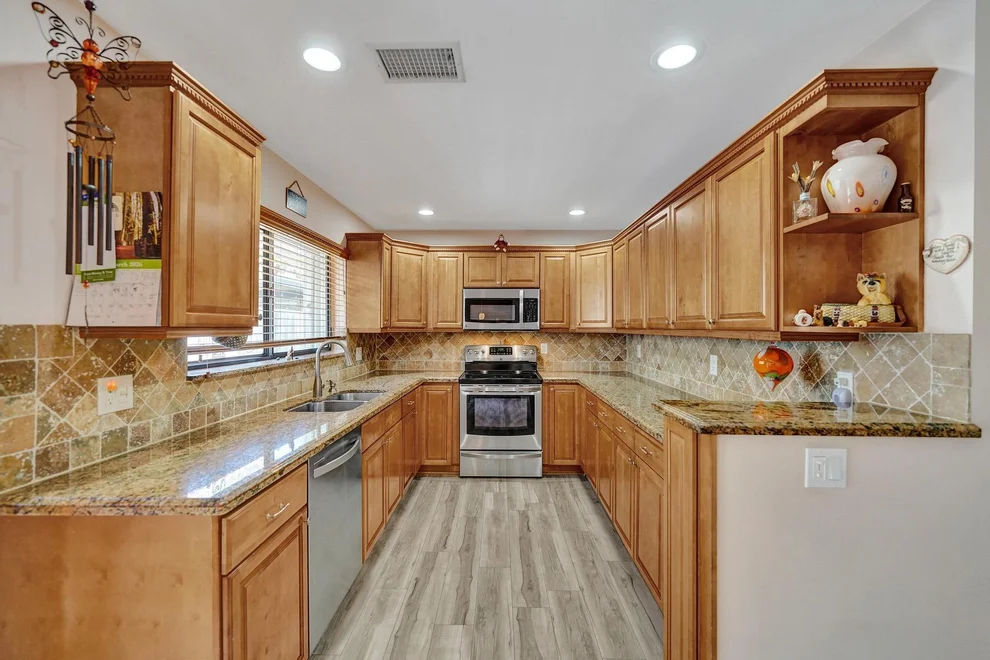 Unit for sale at 9355 NW 18TH Drive, Plantation, FL 33322