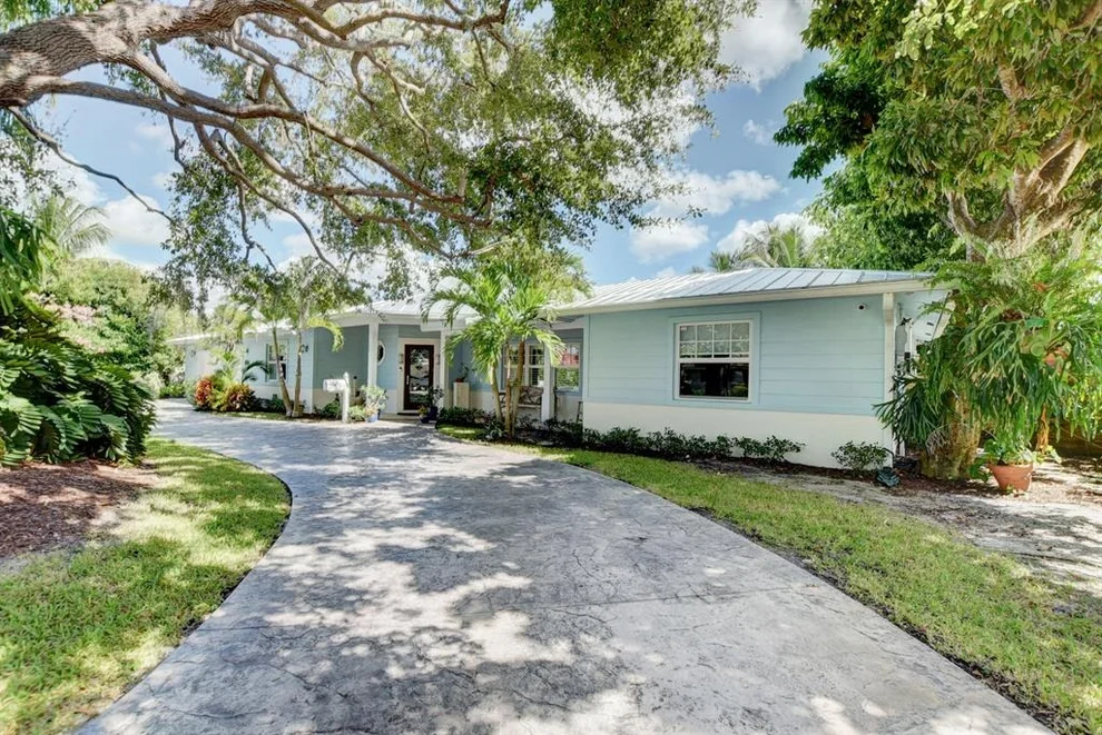 Unit for sale at 2013 NW 2nd Avenue, Delray Beach, FL 33444