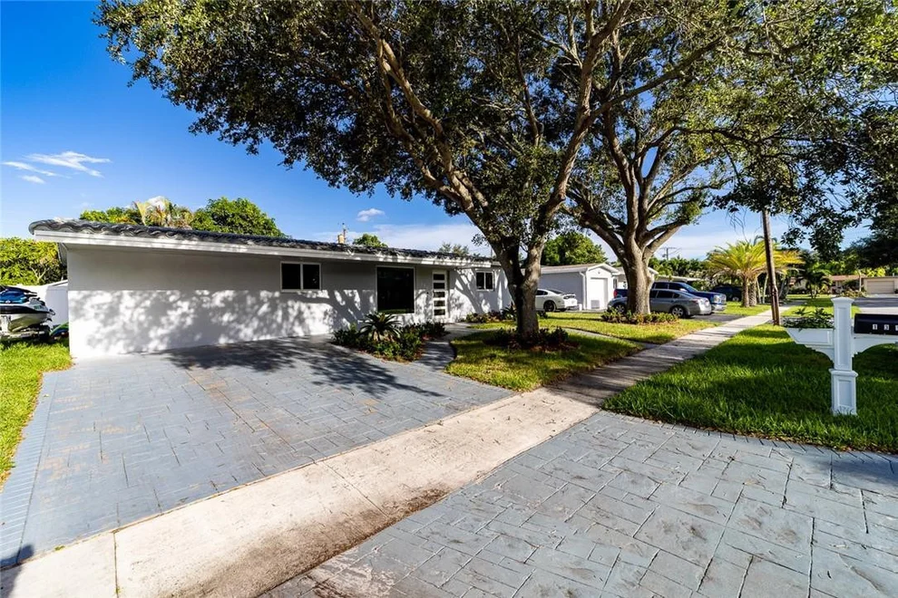 Unit for sale at 131 NW 72nd Way, Hollywood, FL 33024