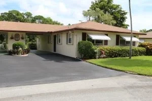 Unit for sale at 526 Sandpiper Circle, Delray Beach, FL 33445