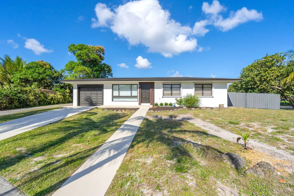 Unit for sale at 1908 Moor Drive, Lake Worth Beach, FL 33461
