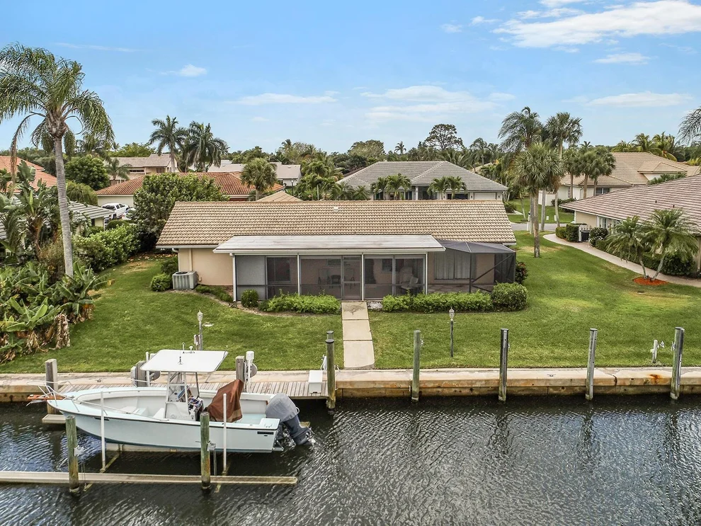 Unit for sale at 8967 SE Star Island Way, Hobe Sound, FL 33455