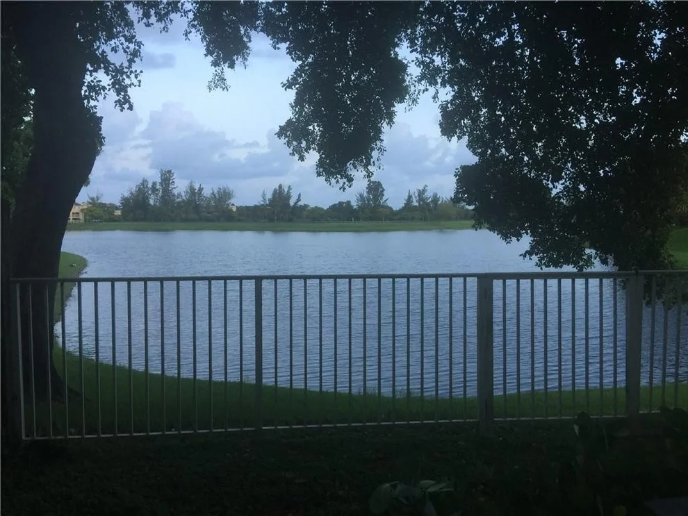 Unit for sale at 5200 NW 31st Avenue, Fort Lauderdale, FL 33309