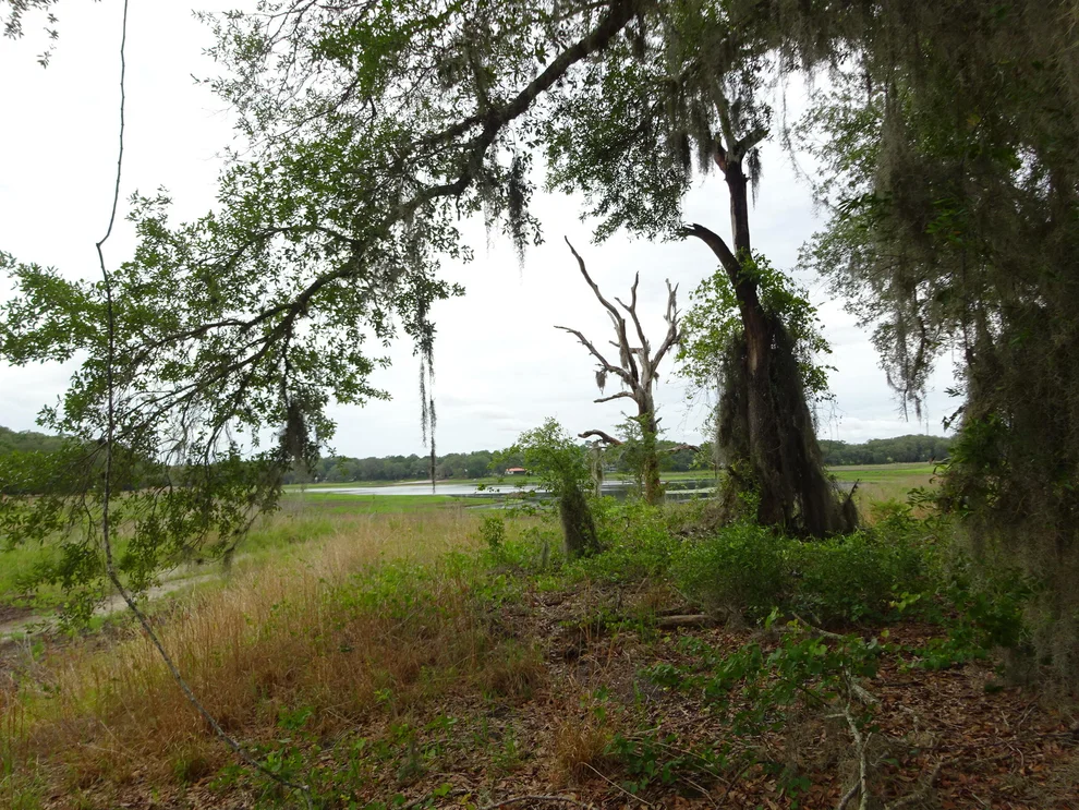Unit for sale at 2208 SW Shorewood Drive, Dunnellon, FL 34431