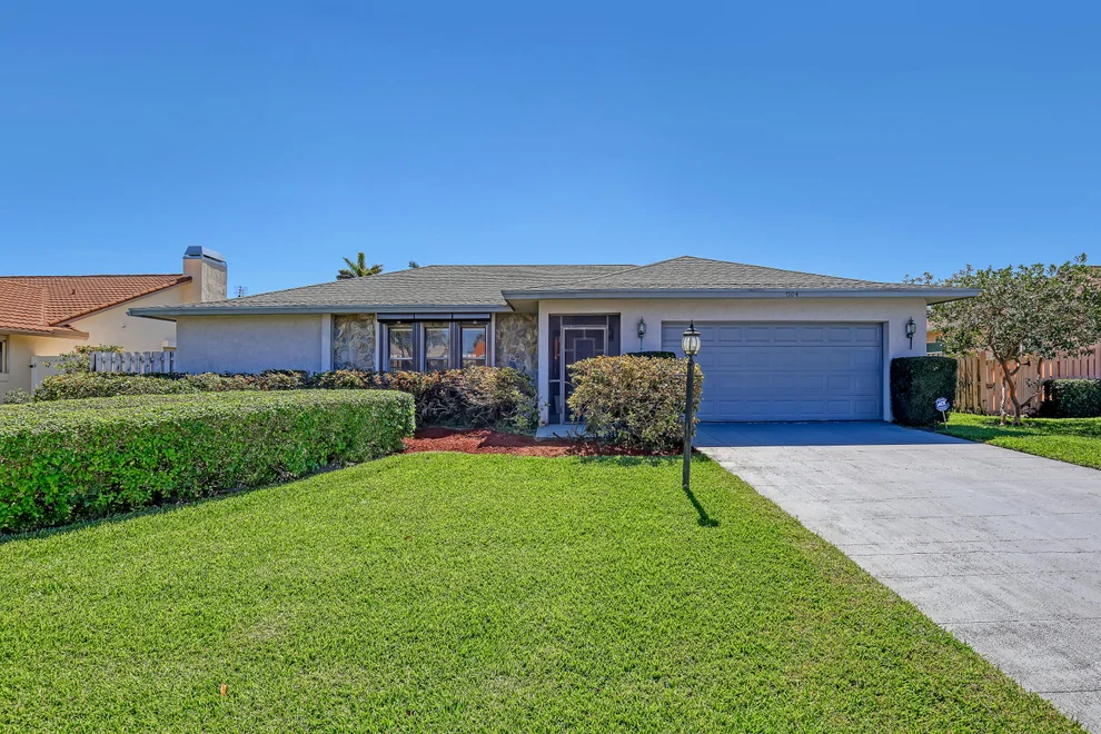 Unit for sale at 7504 Nemec Drive N, Lake Clarke Shores, FL 33406