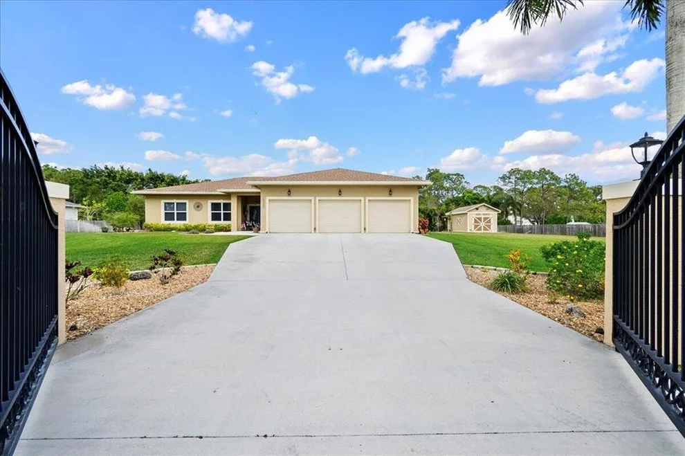 Unit for sale at 15535 Temple Boulevard, Loxahatchee, FL 33470