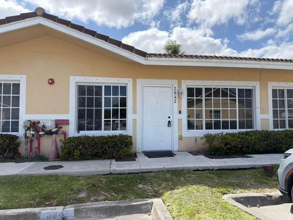 Unit for sale at 3842 SW 48TH Avenue, Hollywood, FL 33023