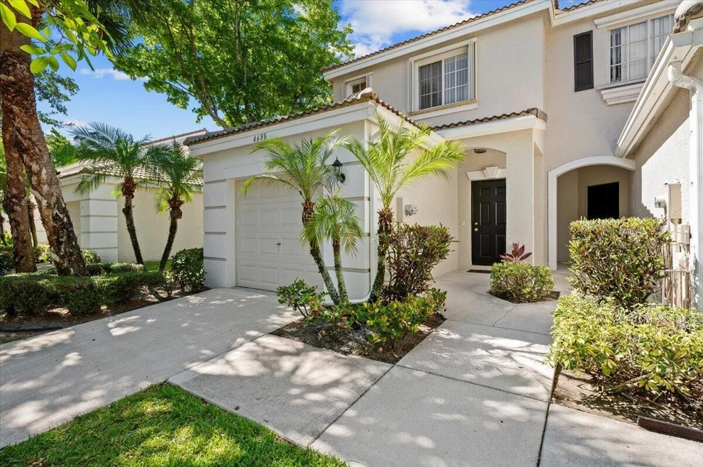 Unit for sale at 4688 Palmbrooke Circle, West Palm Beach, FL 33417
