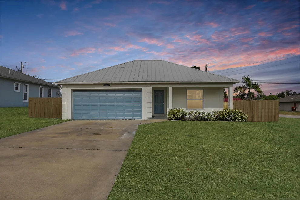 Unit for sale at 224 16th Place SW, Vero Beach, FL 32962