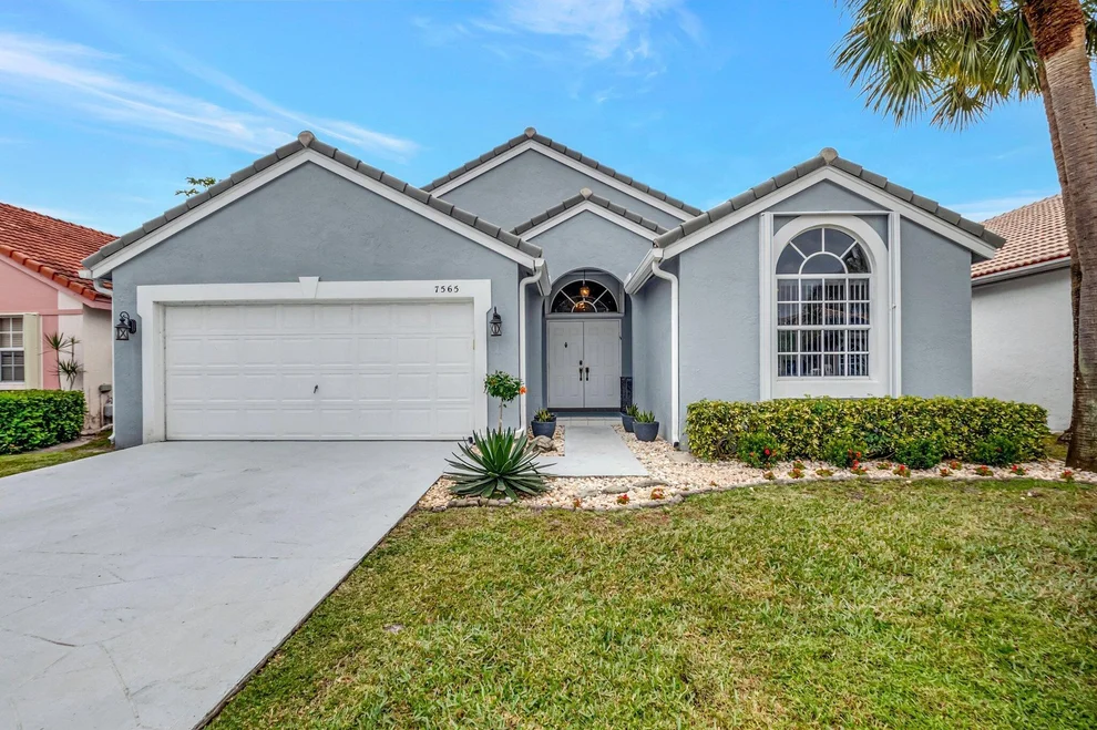 Unit for sale at 7565 Ironbridge Circle, Delray Beach, FL 33446