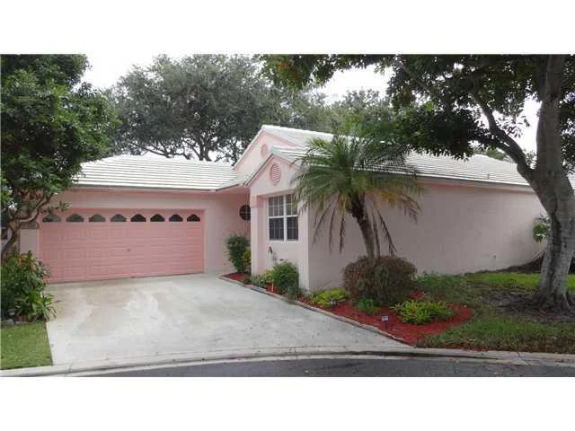 Unit for sale at 9526 NW 8th Creek, Plantation, FL 33324