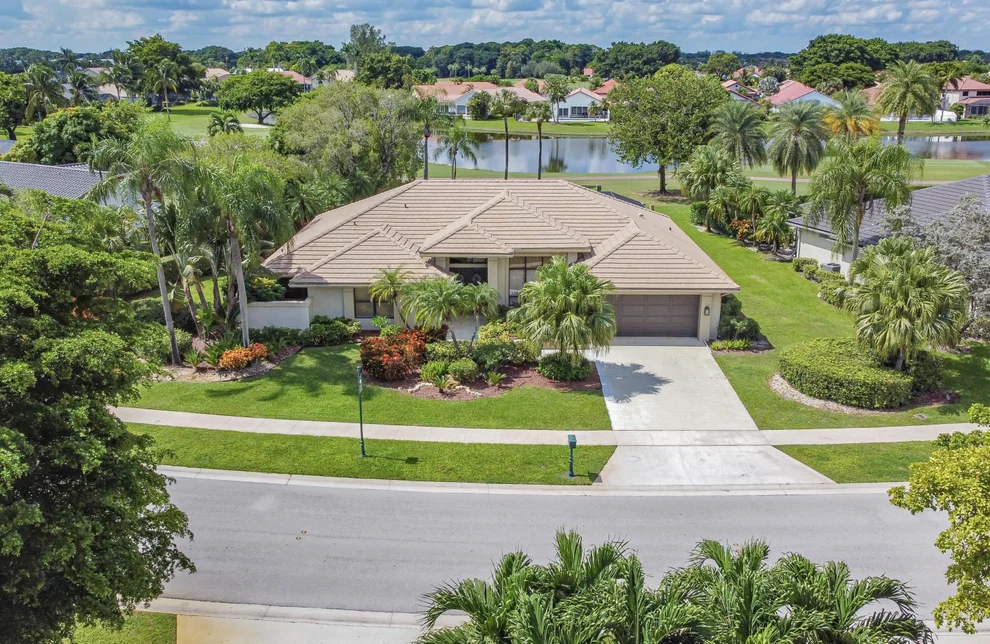 Unit for sale at 11415 Boca Woods Lane, Boca Raton, FL 33428