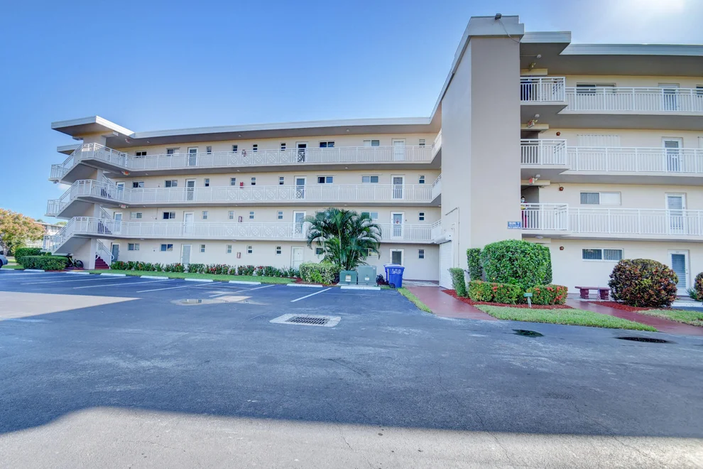 Unit for sale at 2724 N Garden Drive, Lake Worth, FL 33461