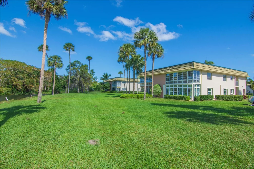 Unit for sale at 1 Vista Gardens Trail, Vero Beach, FL 32962