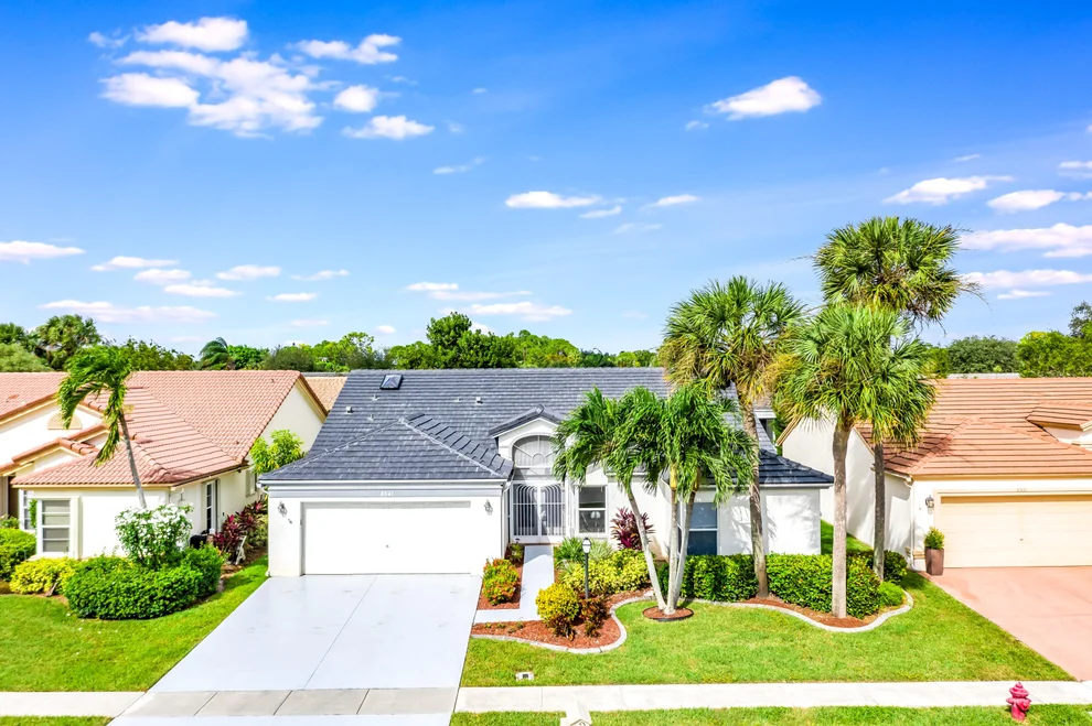 Unit for sale at 8541 Lake Cypress Road, Lake Worth, FL 33467