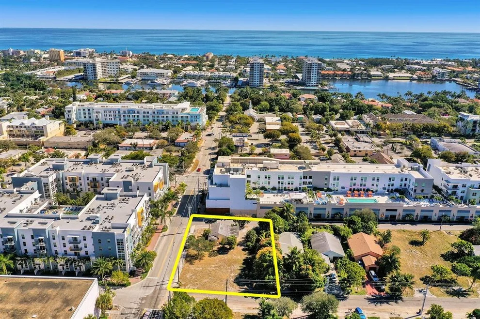 Unit for sale at 408 SE 2nd Street SE, Delray Beach, FL 33483