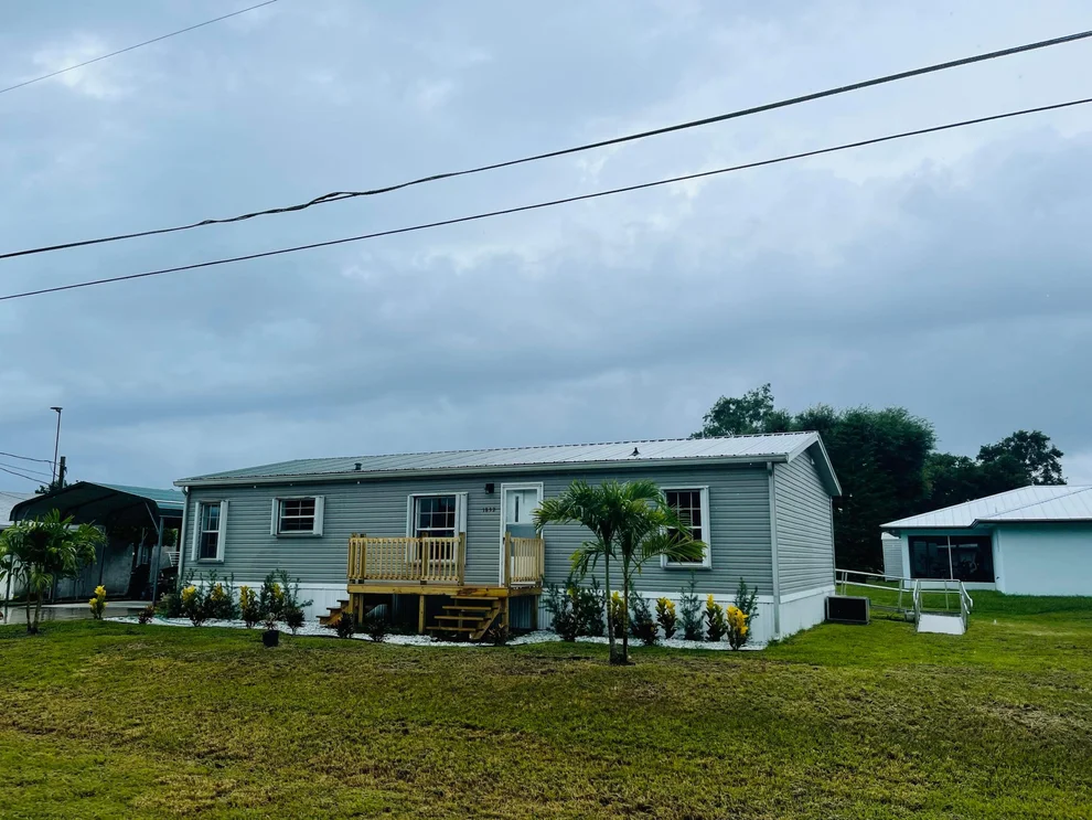 Unit for sale at 1832 SE 29th Street, Okeechobee, FL 34974