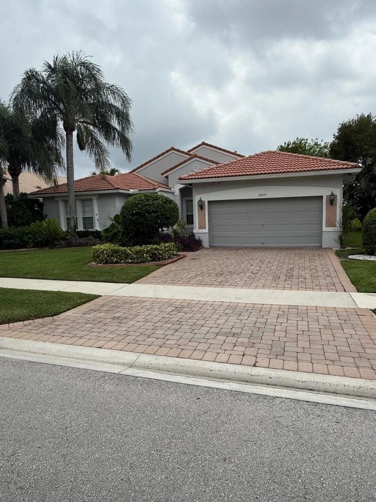 Unit for sale at 12039 Oakvista Drive, Boynton Beach, FL 33437