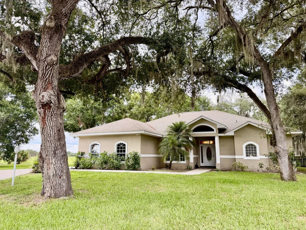 Unit for sale at 1206 SE 10th Street, Okeechobee, FL 34974