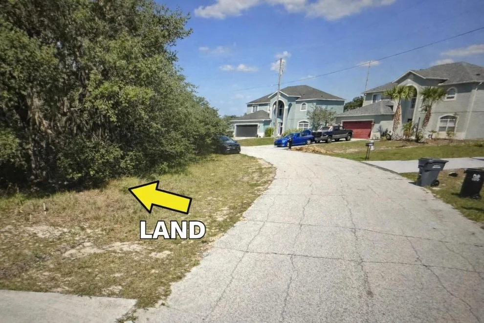Unit for sale at 180 Big Black Drive, Poinciana, FL 34759