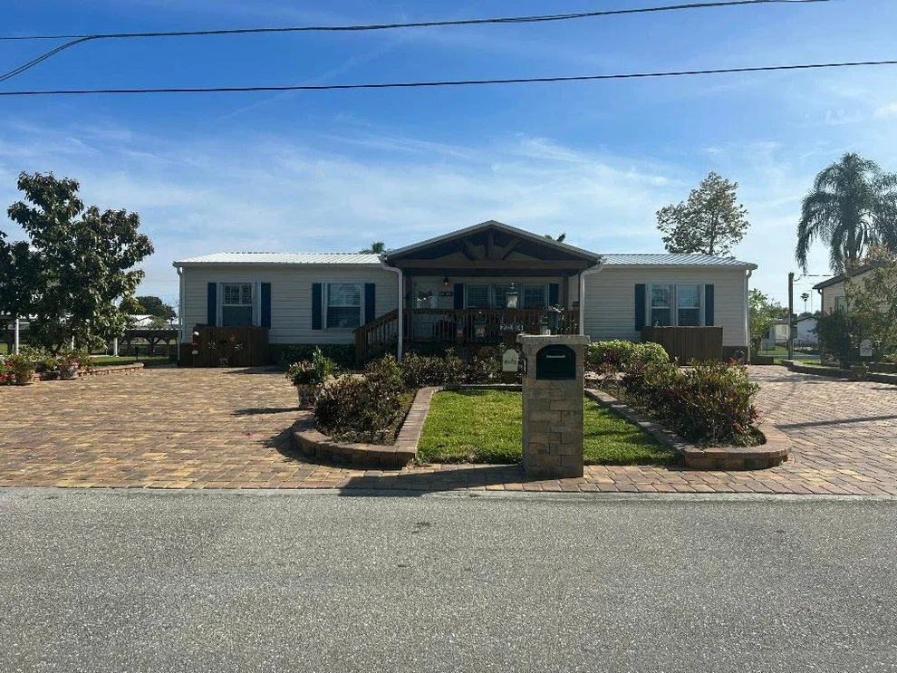 Unit for sale at 2004 SE 30th Street, Okeechobee, FL 34974