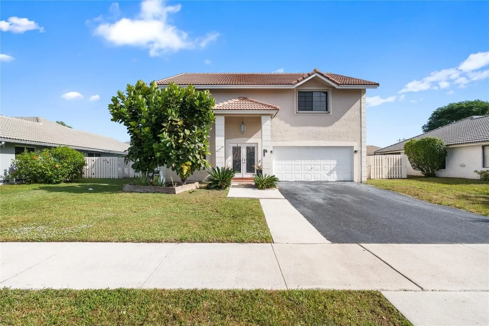 Unit for sale at 520 Sumter Avenue, Davie, FL 33325