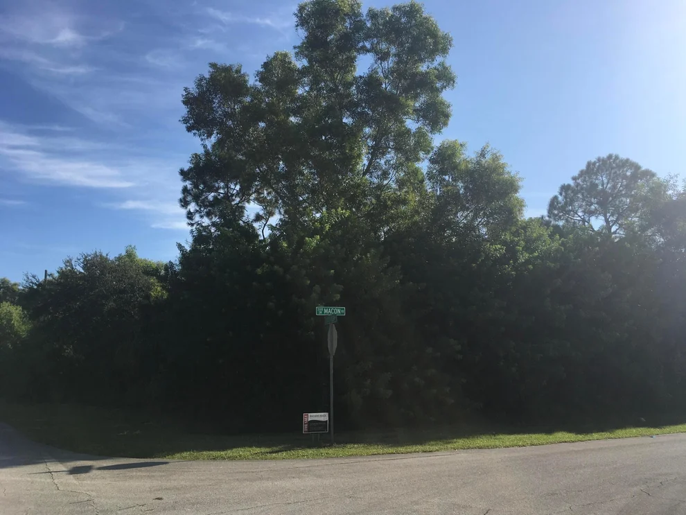 Unit for sale at 3501 SW Macon Road, Port St Lucie, FL 34953