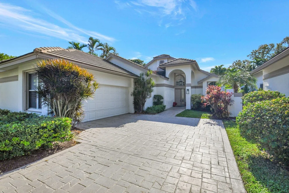 Unit for sale at 5468 NW 20th Avenue, Boca Raton, FL 33496