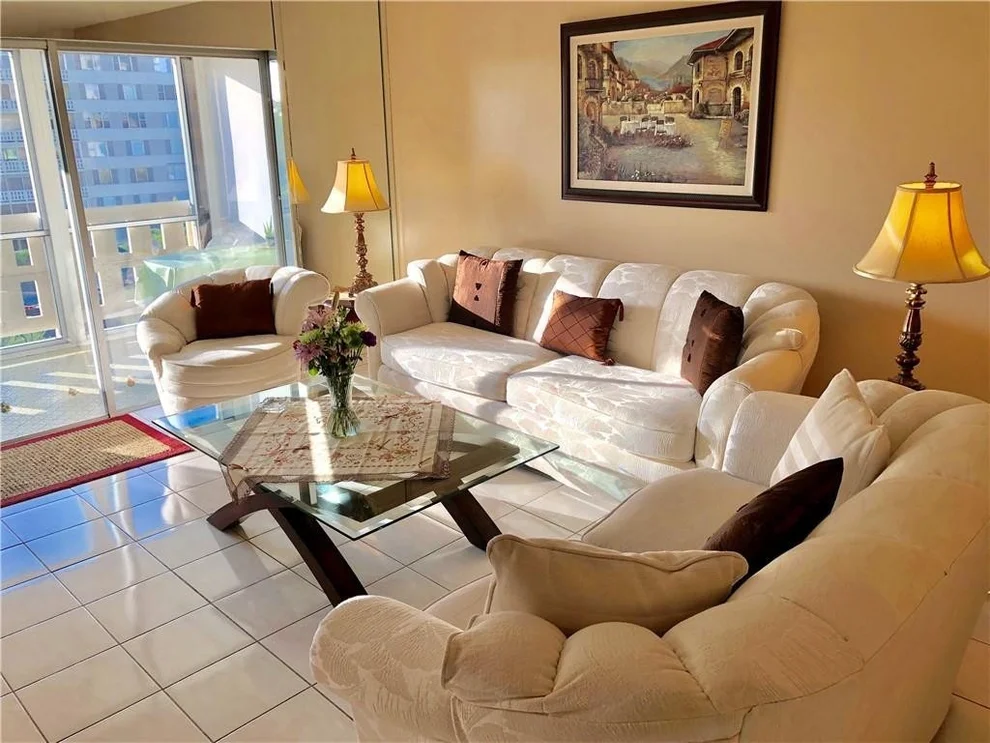 Unit for sale at 4330 Hillcrest Drive, Hollywood, FL 33021
