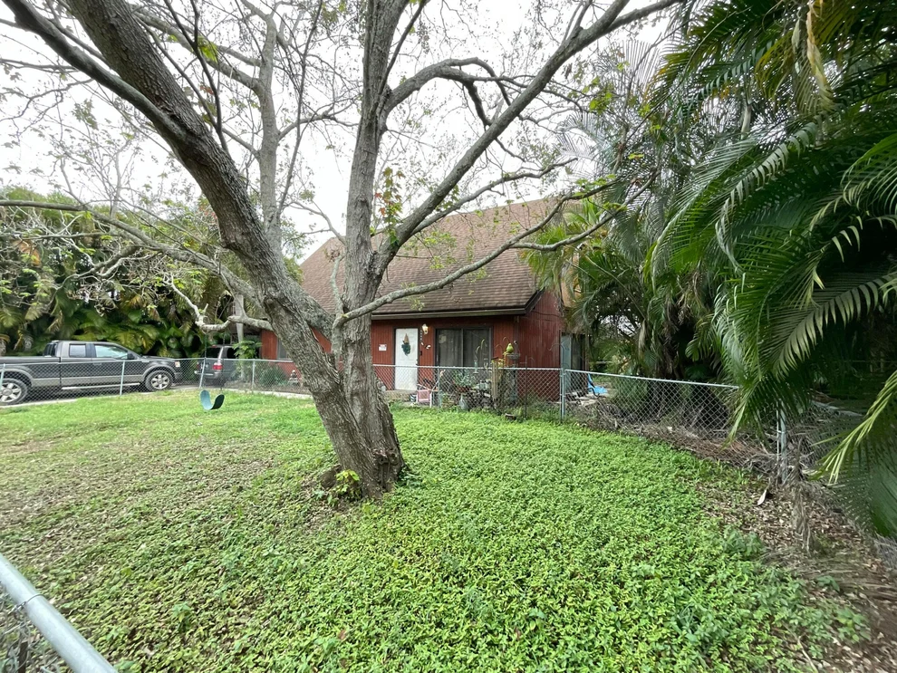 Unit for sale at 6640 Riggers Road, Lake Worth, FL 33462