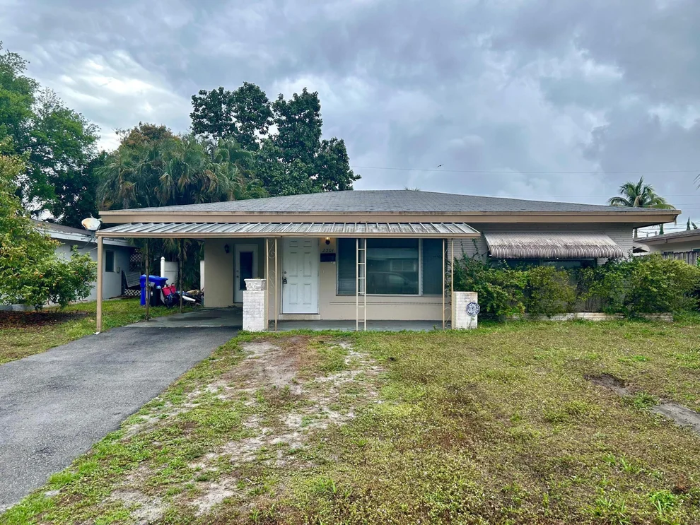 Unit for sale at 2201 N 57th Avenue, Hollywood, FL 33021