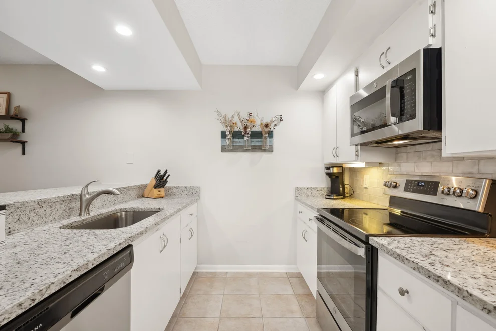 Unit for sale at 3086 SW Sunset Trace Circle, Palm City, FL 34990