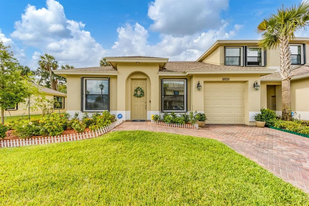 Unit for sale at 10031 W Villa Circle, Vero Beach, FL 32966
