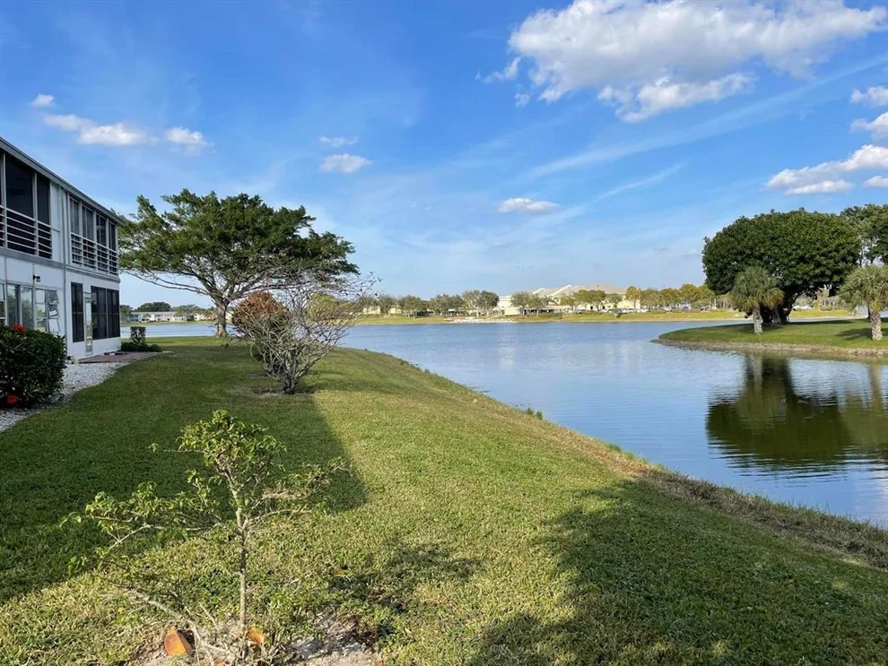 Unit for sale at 3 Somerset A, West Palm Beach, FL 33417