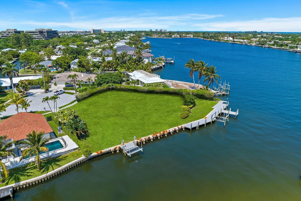 Unit for sale at 1454 Point Way, North Palm Beach, FL 33408
