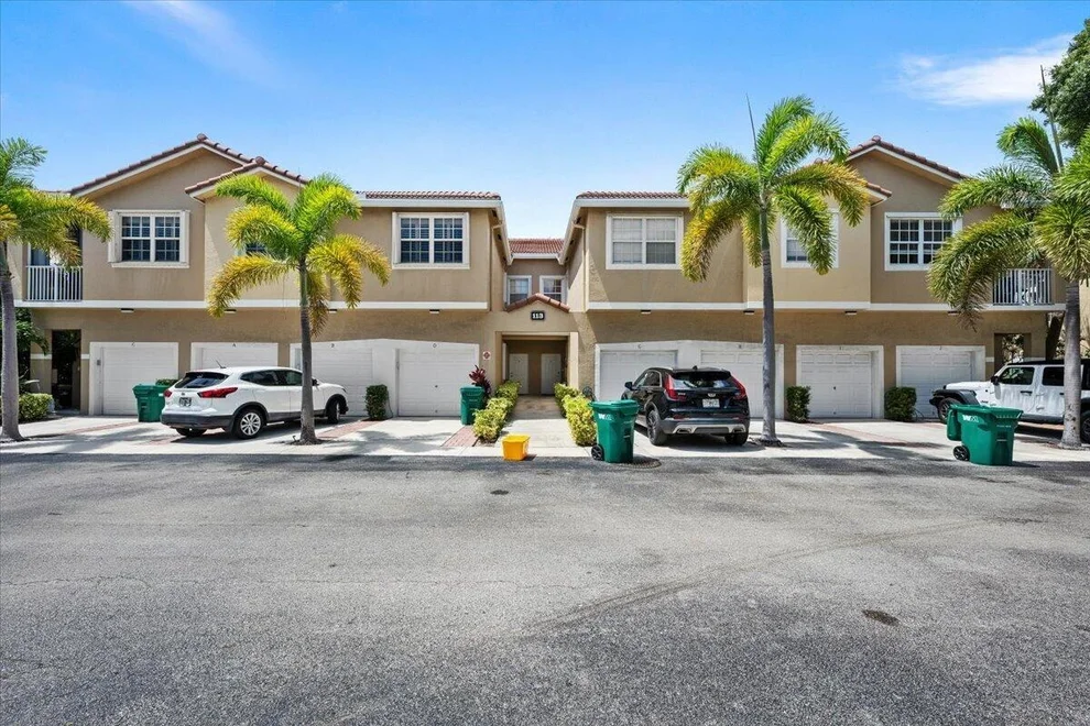 113 Lighthouse Circle
