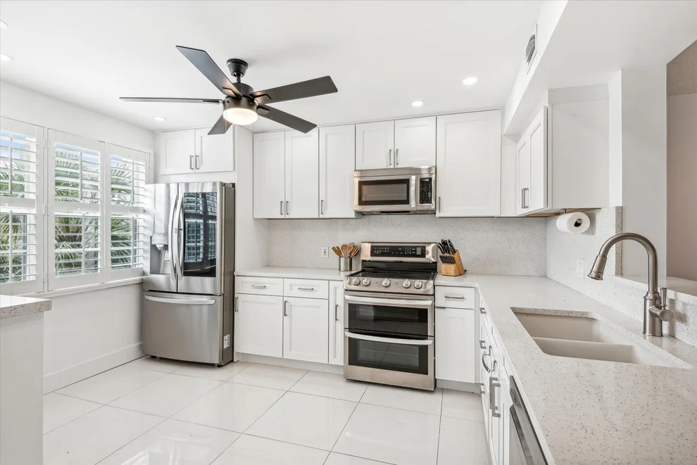 Unit for sale at 2802 Victoria Way, Coconut Creek, FL 33066