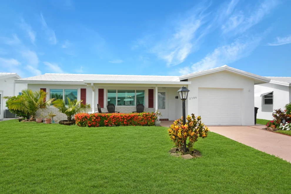 Unit for sale at 2386 SW 9th Avenue, Boynton Beach, FL 33426
