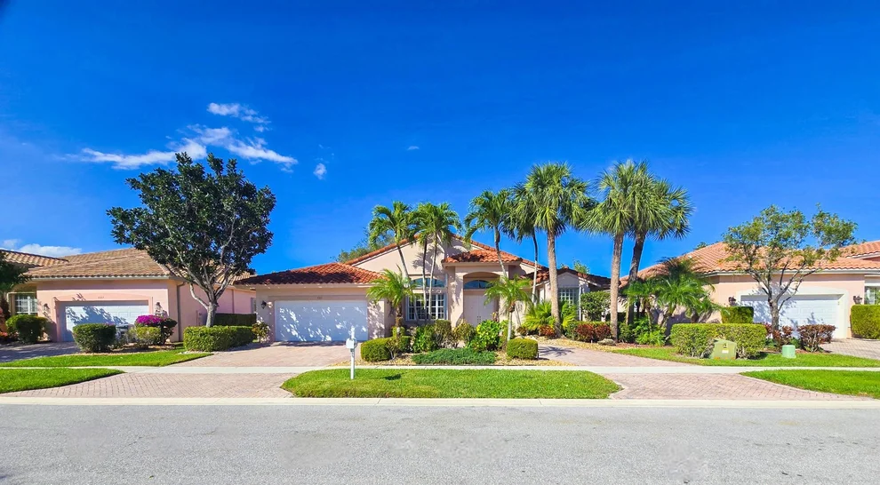 Unit for sale at 5311 Brooklawn Terrace, Boynton Beach, FL 33437