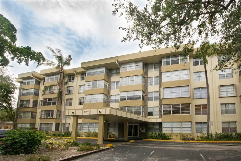 Unit for sale at 6700 Cypress Road, Plantation, FL 33317