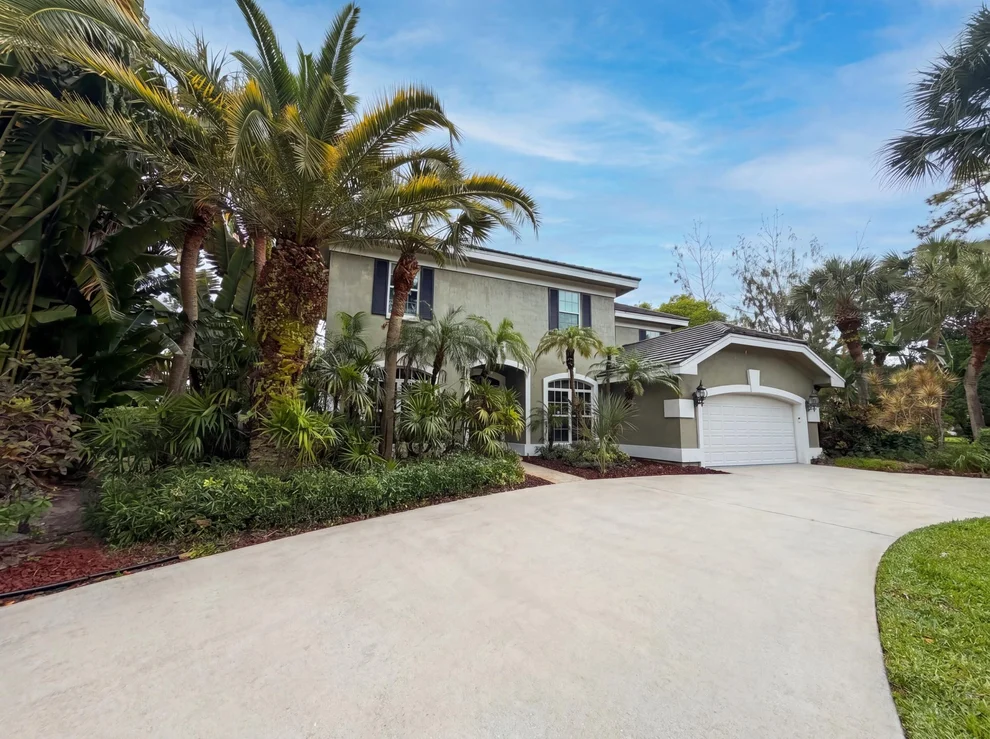 Unit for sale at 6701 NW 61st Avenue, Parkland, FL 33067