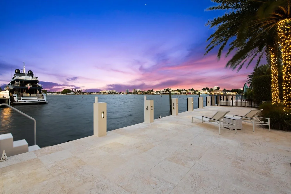 Unit for sale at 1737 SE 13 Street, Fort Lauderdale, FL 33316