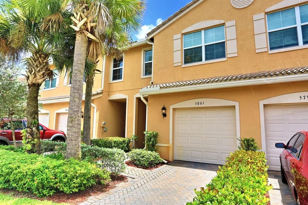 Unit for sale at 5801 Monterra Club Drive, Lake Worth, FL 33463