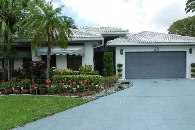 Unit for sale at 8733 NW 83 Street, Tamarac, FL 33321